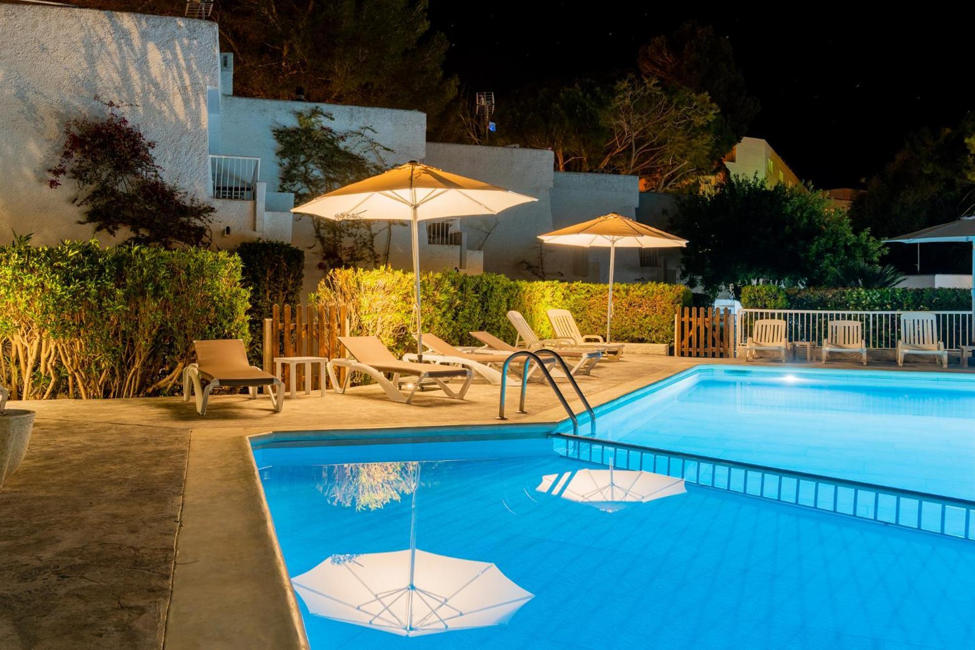 Atlas Apartments Ibiza Santa Eulària des Riu Εξωτερικό φωτογραφία